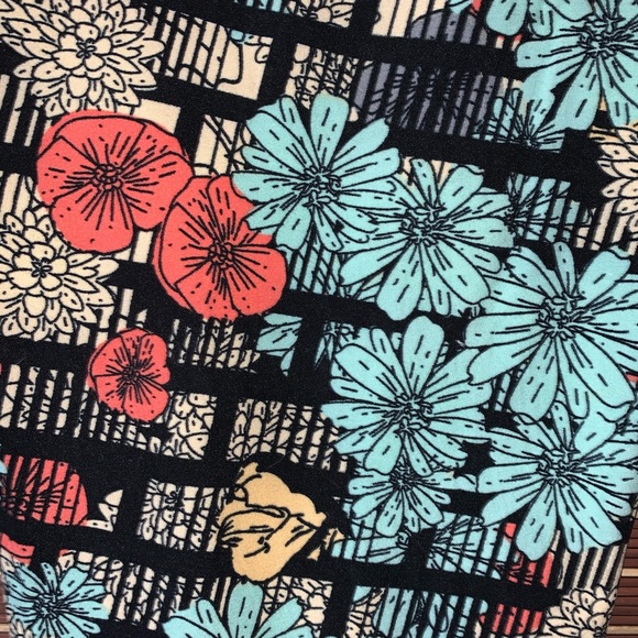 LuLaRoe Pants - LulaRoe TC leggings vintage 1.0